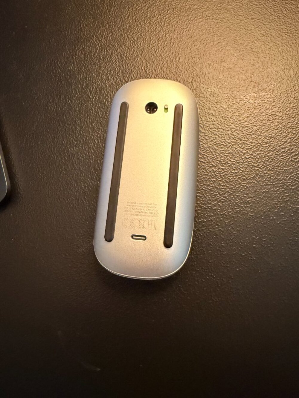 Apple Magic Mouse USB-C - Picture 2 of 2